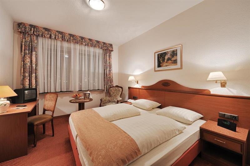 Altdeutsche Weinstube Hotel Ruedesheim am Rhein Exterior photo